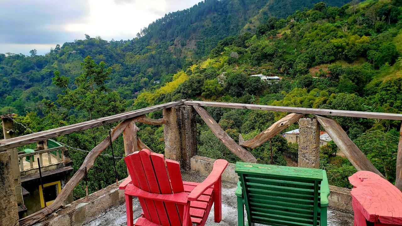 Prince Valley Guesthouse Irish Town Dış mekan fotoğraf